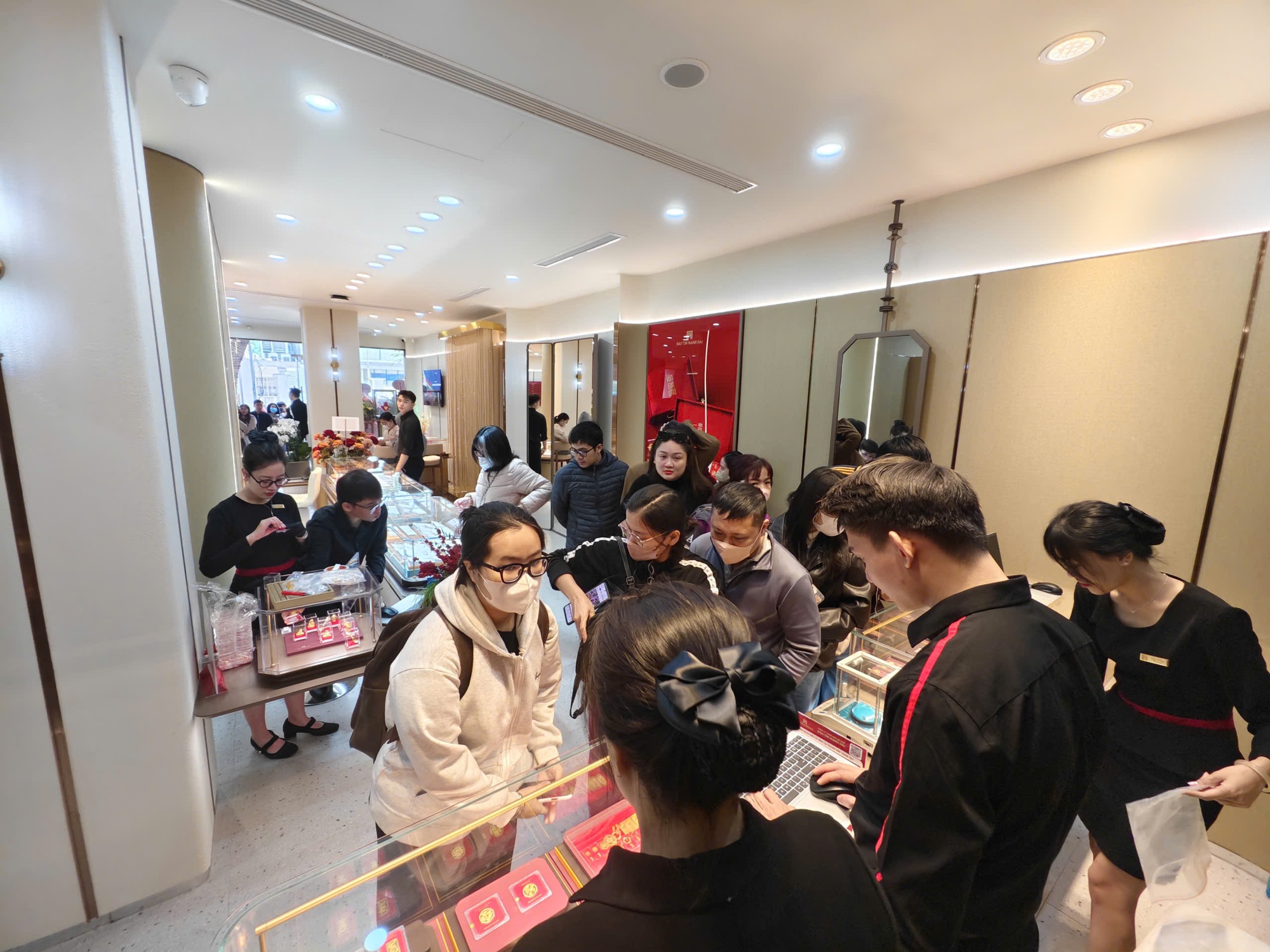 Tiết kiệm hàng tháng 3 - 5 triệu để mua vàng và yên tâm tài chính - Ảnh 5.