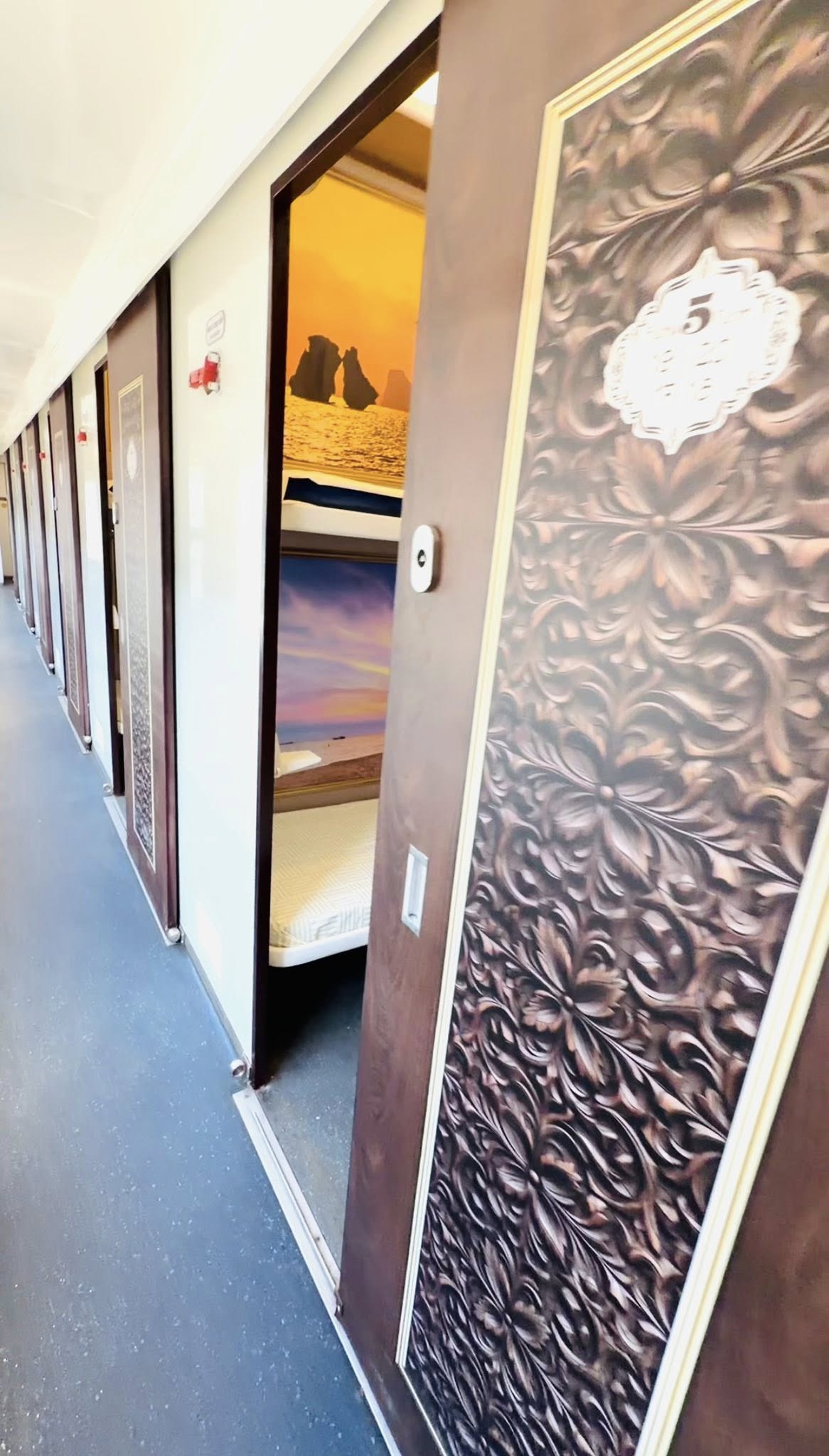 Các chuyến tàu Bắc Nam mới nâng cao trải nghiệm hành khách trước Tết Bính Ngọ 2026 - Ảnh 4.