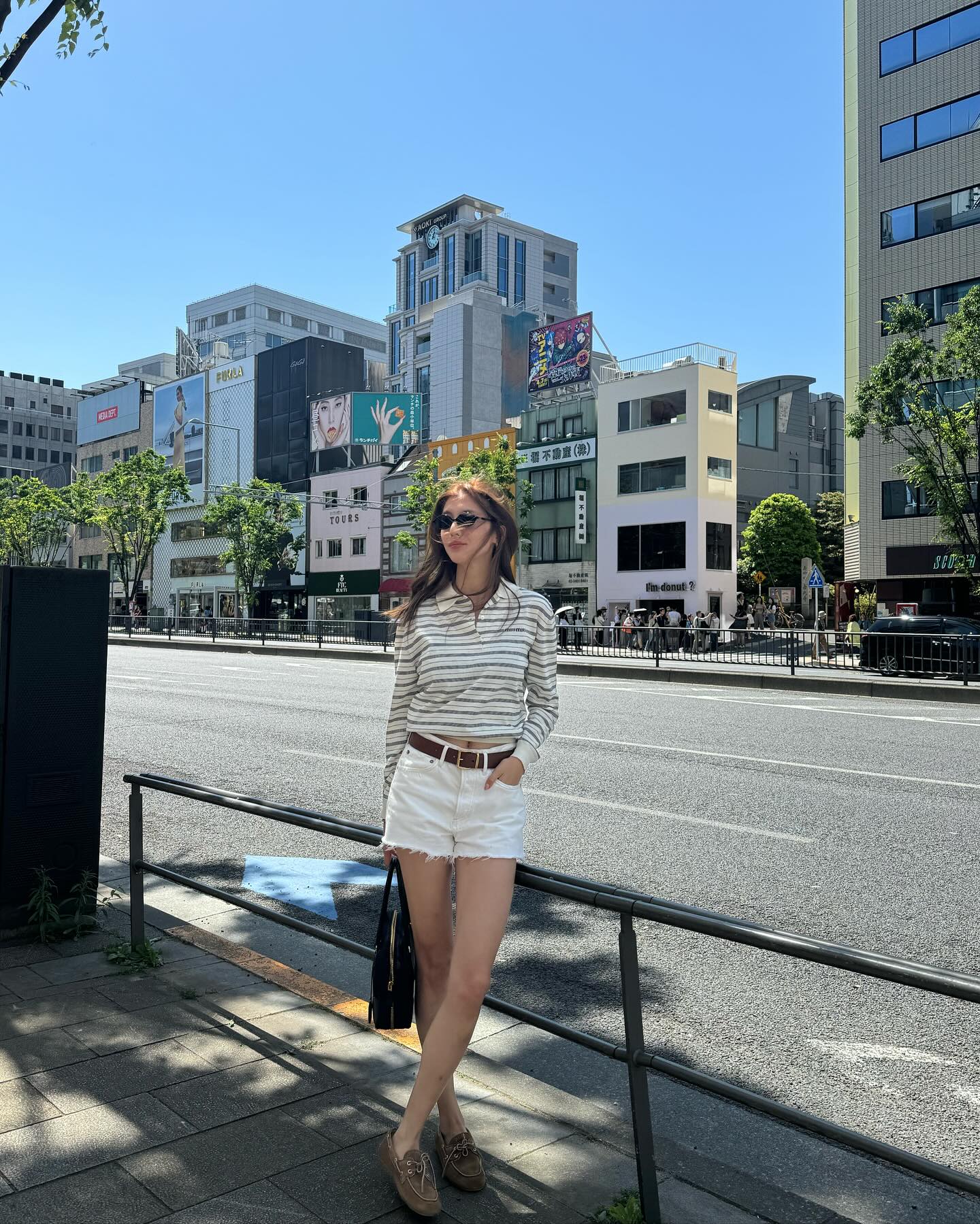 Dâu hào môn livestream 11 tiếng kiếm hơn 21 triệu USD- Ảnh 6.