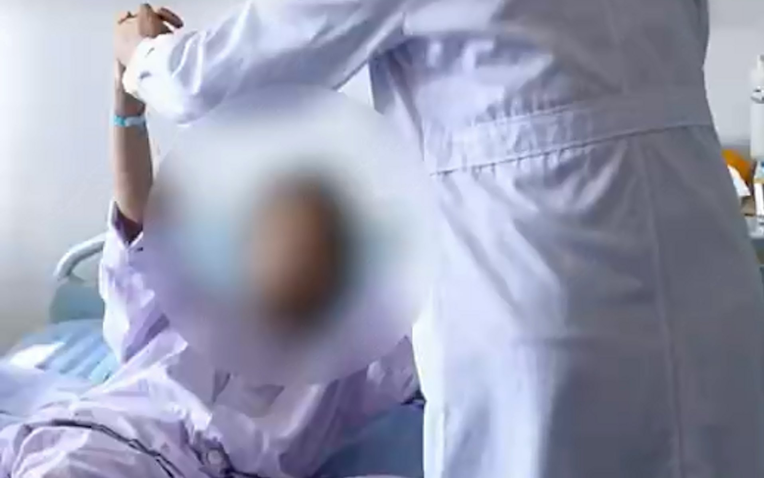 Suy thận ở người trẻ: Chàng trai 20 tuổi rơi vào cảnh khốn khổ vì trà sữa - Ảnh 1.