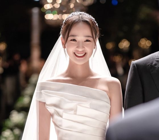 Son Yeon Jae sống như công chúa trong cơ ngơi 130 tỷ bên chồng đại gia - Ảnh 2. Son Yeon Jae sống như công chúa trong cơ ngơi 130 tỷ bên chồng đại gia - Ảnh 2.