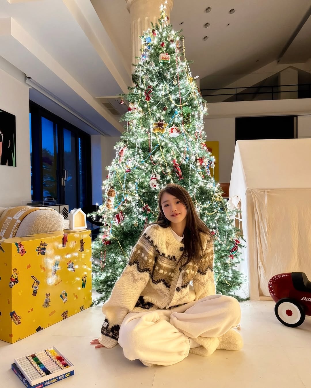 Son Yeon Jae sống như công chúa trong cơ ngơi 130 tỷ bên chồng đại gia - Ảnh 5. Son Yeon Jae sống như công chúa trong cơ ngơi 130 tỷ bên chồng đại gia - Ảnh 5.