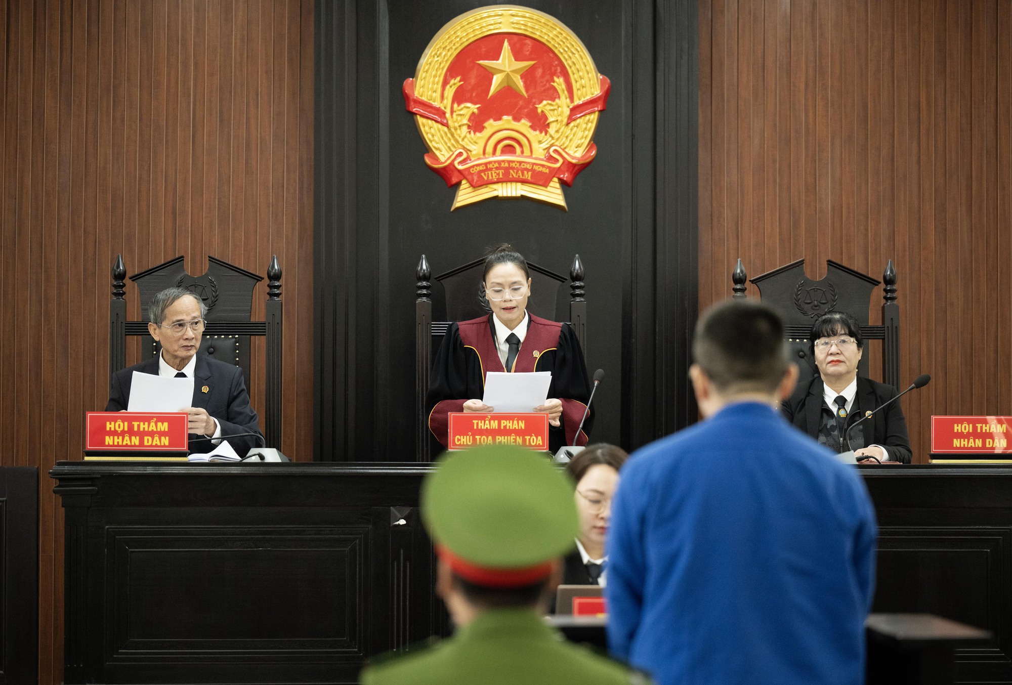 Xét xử Đặng Chí Thành hành hung phụ nữ tại chung cư Hà Nội gây xôn xao dư luận - Ảnh 5.