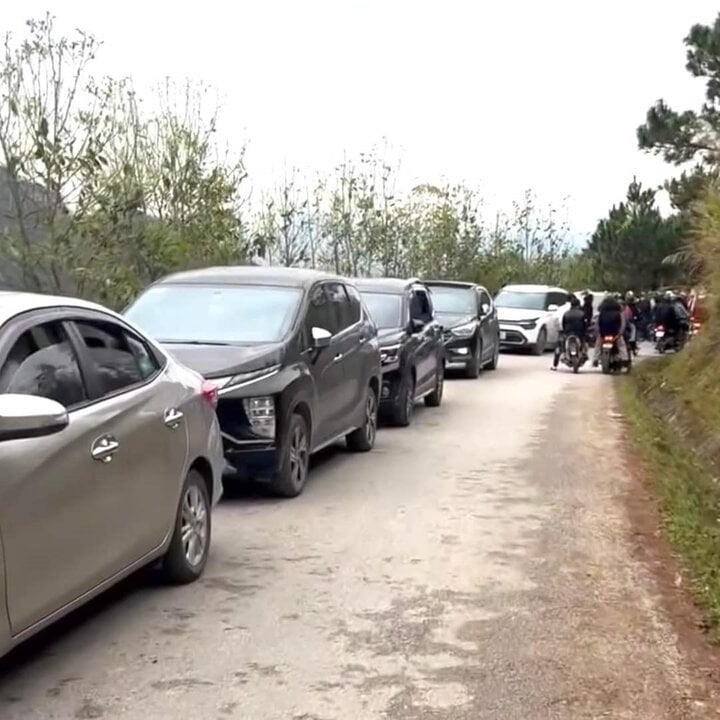 Ngoài Fansipan, đây là nơi lạnh không kém ở miền Bắc hôm nay: Cũng là núi, nhiều năm có băng giá, tuyết - Ảnh 15.