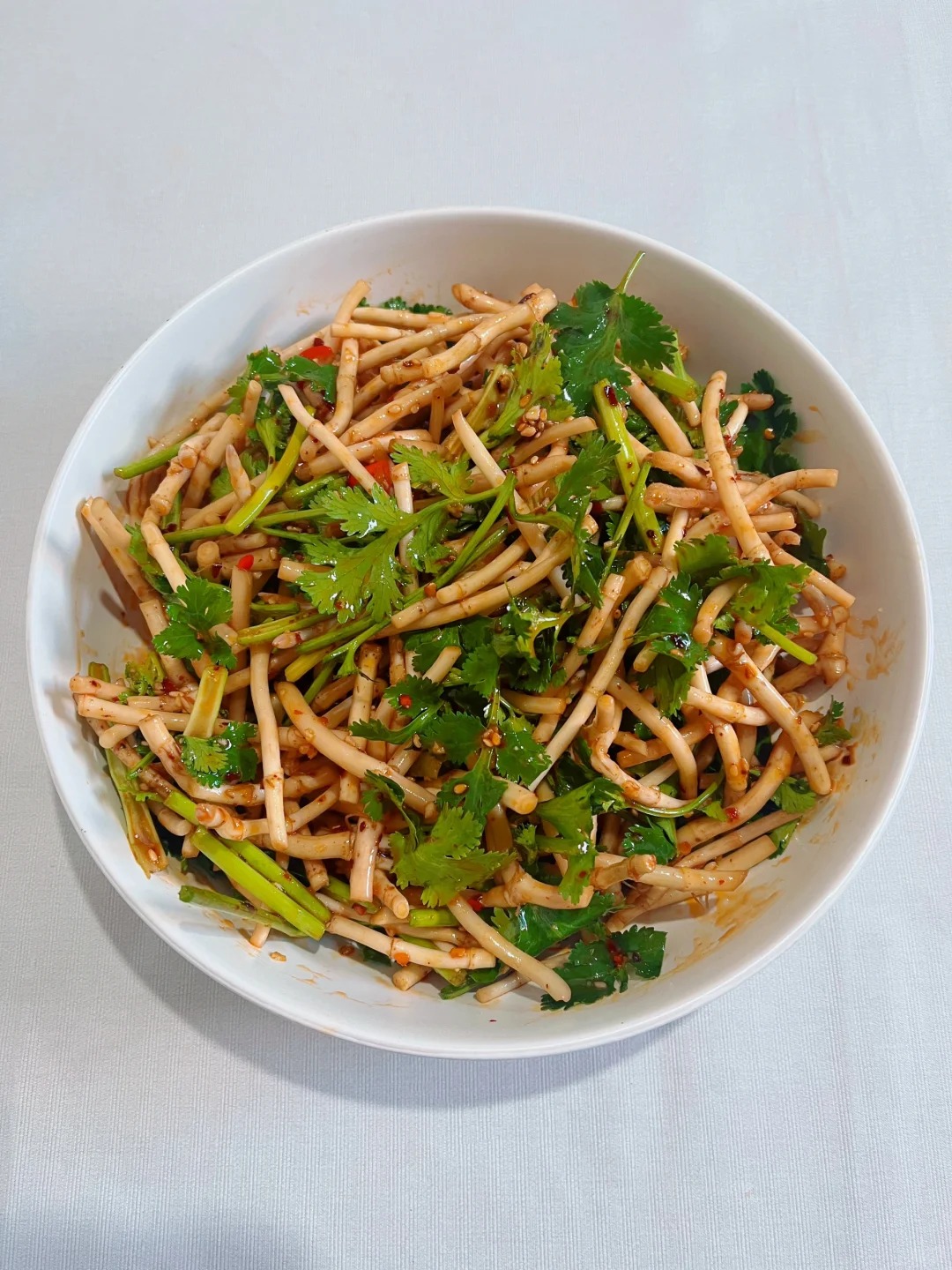 Rễ rau diếp cá - linh hồn của món nộm chua cay gây nghiện tại gia - Ảnh 6.