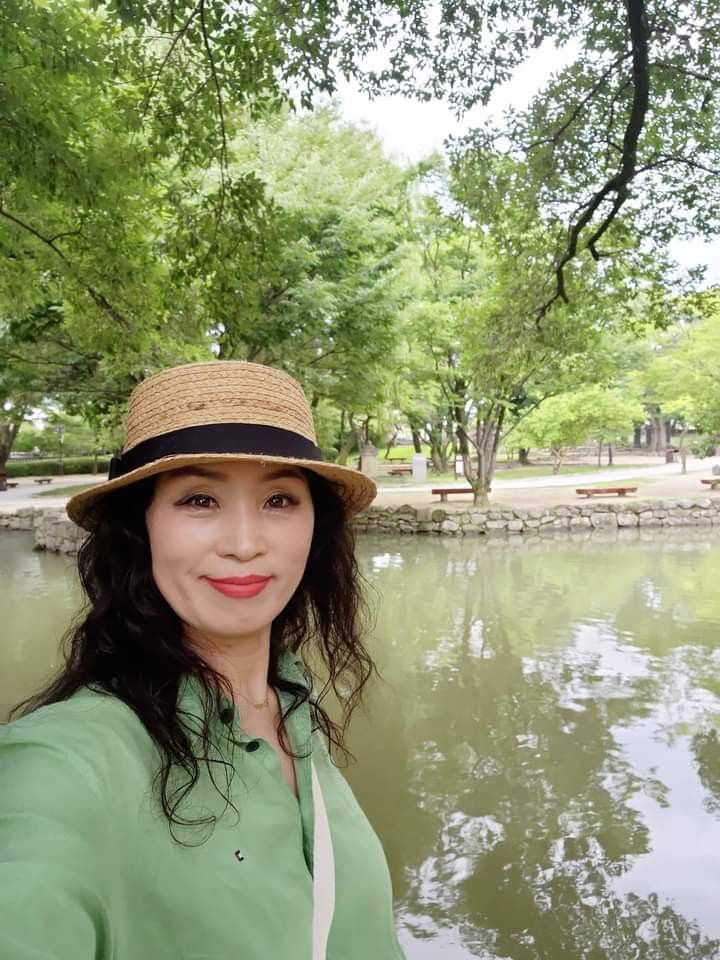 Tuổi trung niên, tôi biết ơn chính mình vì đã kiên trì tiết kiệm: Nhờ 1–2 triệu mỗi tháng mà cuộc sống thay đổi hẳn- Ảnh 1. Tuổi trung niên, tôi biết ơn chính mình vì đã kiên trì tiết kiệm: Nhờ 1–2 triệu mỗi tháng mà cuộc sống thay đổi hẳn- Ảnh 1.