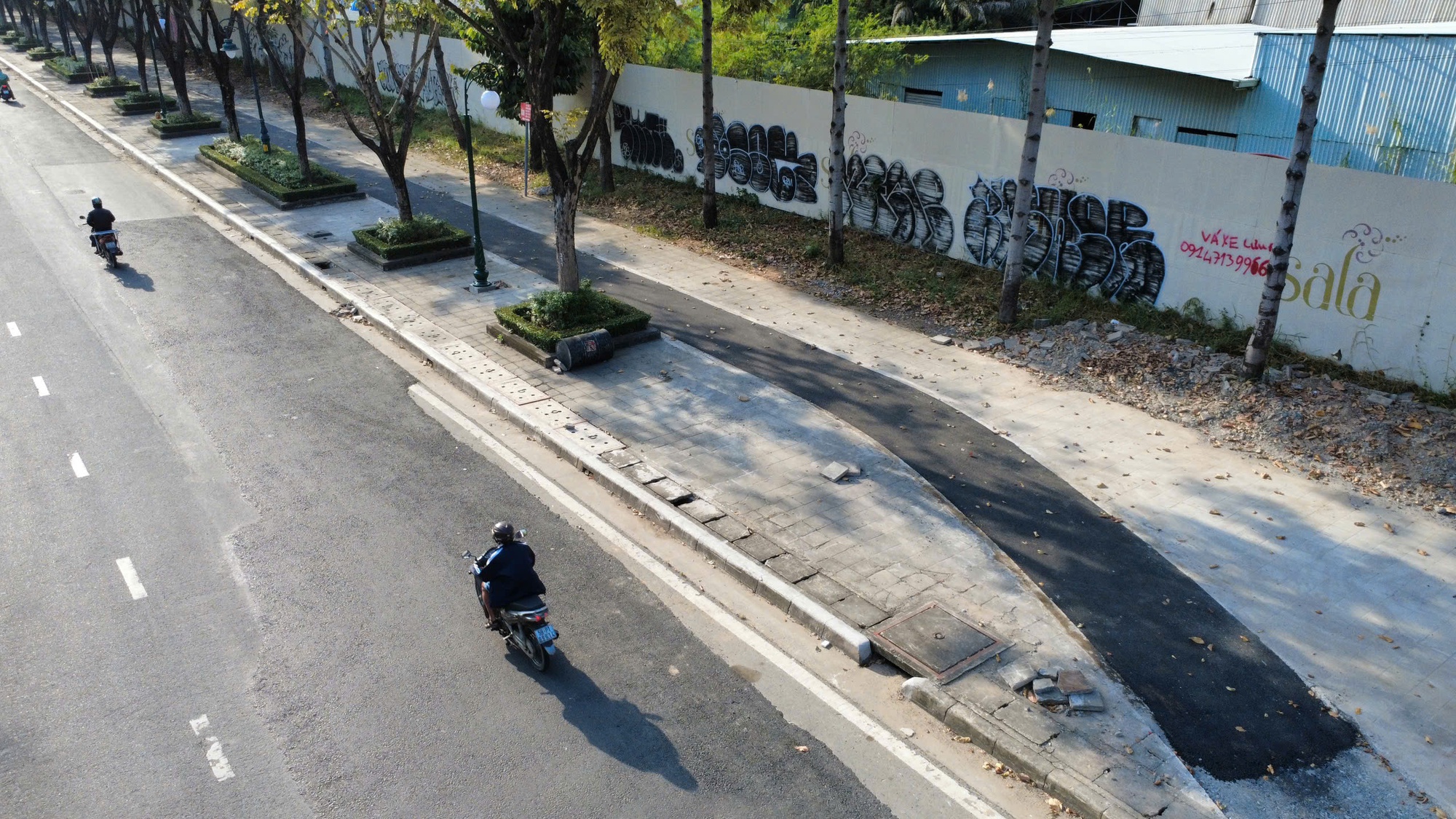 Cận cảnh làn xe đạp Mai Chí Thọ: Xe máy đi vào sẽ bị phạt nghiêm khắc - Ảnh 9.