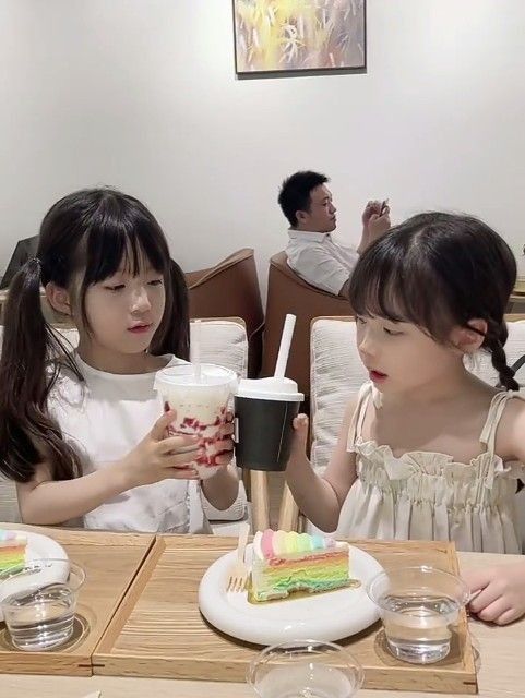 Những đứa trẻ lớn lên trong sự bất công của bố mẹ và cách nuôi dạy con cái hiệu quả - Ảnh 1. Những đứa trẻ lớn lên trong sự bất công của bố mẹ và cách nuôi dạy con cái hiệu quả - Ảnh 1.