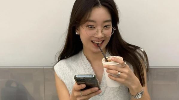 3 Kiểu nhắn tin Zalo của người EQ thấp ảnh hưởng đến giao tiếp hàng ngày - Ảnh 1. 3 Kiểu nhắn tin Zalo của người EQ thấp ảnh hưởng đến giao tiếp hàng ngày - Ảnh 1.