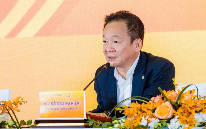 Phạm Nhật Vượng đầu tư 28 . 000 Tỷ cho VinFast không có kế hoạch B trong năm 2025 - Ảnh 10. Phạm Nhật Vượng đầu tư 28 . 000 Tỷ cho VinFast không có kế hoạch B trong năm 2025 - Ảnh 10.