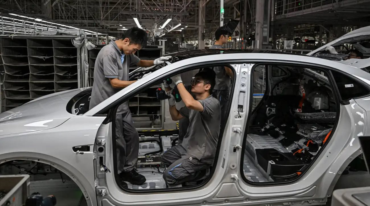 Giảm giá xe điện không cứu nổi doanh số: Cuộc khủng hoảng của BYD và thị trường Trung Quốc - Ảnh 2. Giảm giá xe điện không cứu nổi doanh số: Cuộc khủng hoảng của BYD và thị trường Trung Quốc - Ảnh 2.