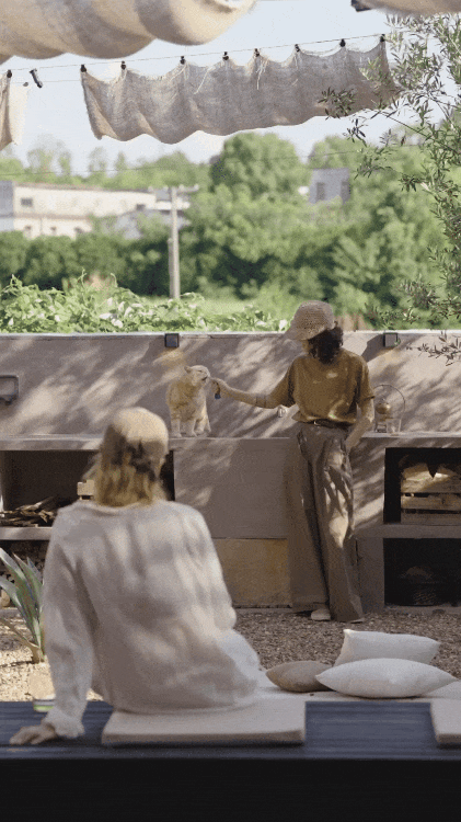 
Hai người phụ nữ 40  bỏ phố về quê: Chi 400 triệu cải tạo nhà cũ, tạo mô hình sống - làm - nghỉ bền vững và tự chủ tài chính- Ảnh 10.