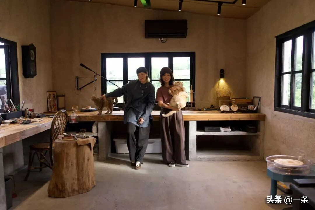 
Hai người phụ nữ 40  bỏ phố về quê: Chi 400 triệu cải tạo nhà cũ, tạo mô hình sống - làm - nghỉ bền vững và tự chủ tài chính- Ảnh 4.