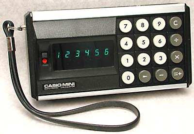 Máy tính cầm tay vẫn sống khỏe giữa thời đại AI và công nghệ hiện đại - Ảnh 1.