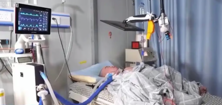 Chàng trai bại liệt tự học công nghệ , xây dựng nông trại thông minh kỳ diệu - Ảnh 1. Chàng trai bại liệt tự học công nghệ , xây dựng nông trại thông minh kỳ diệu - Ảnh 1.