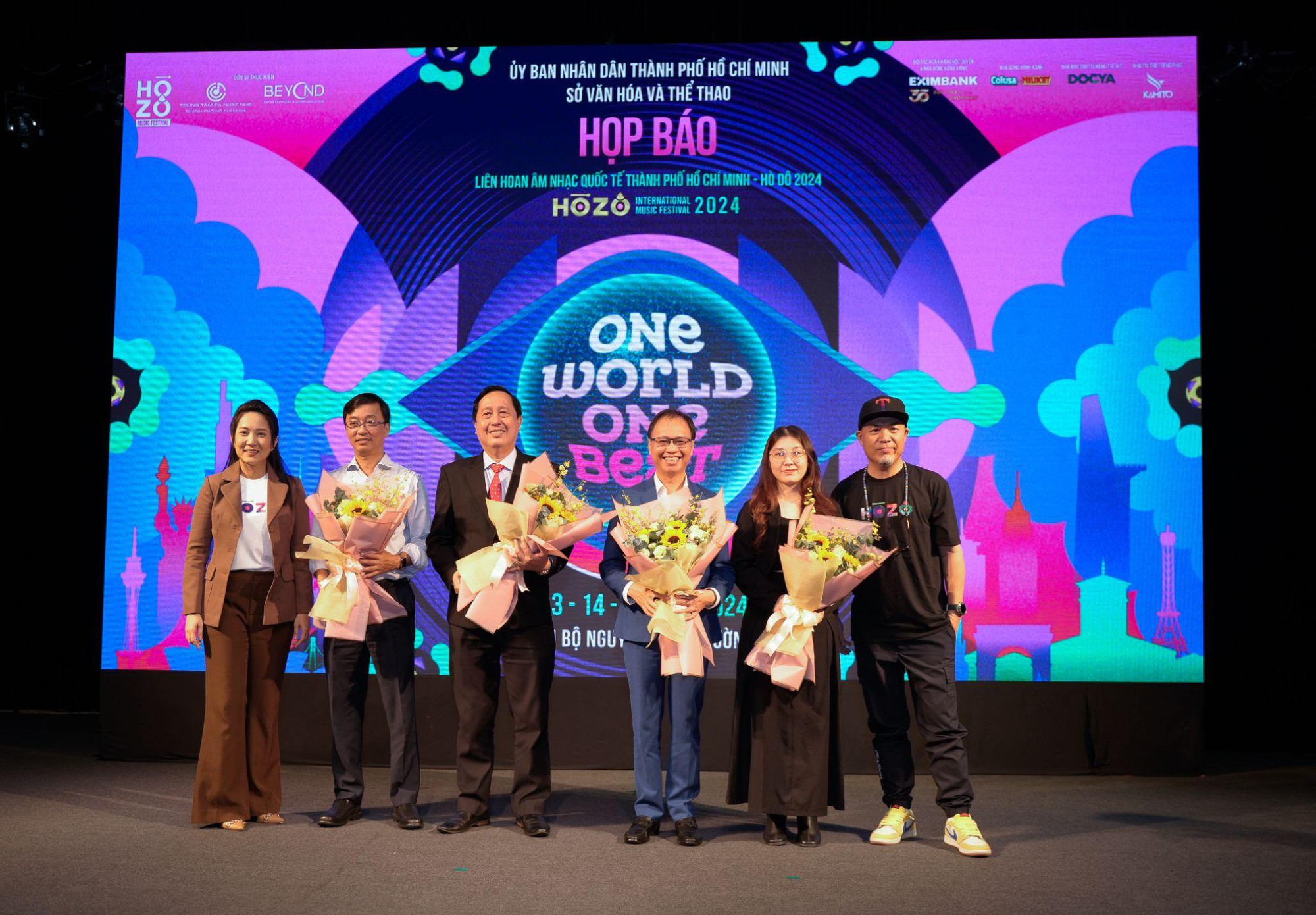 Khi huyền thoại Mì hai tôm tìm lại hào quang nhờ chiến lược trẻ hóa toàn diện - Ảnh 4. Khi huyền thoại Mì hai tôm tìm lại hào quang nhờ chiến lược trẻ hóa toàn diện - Ảnh 4.