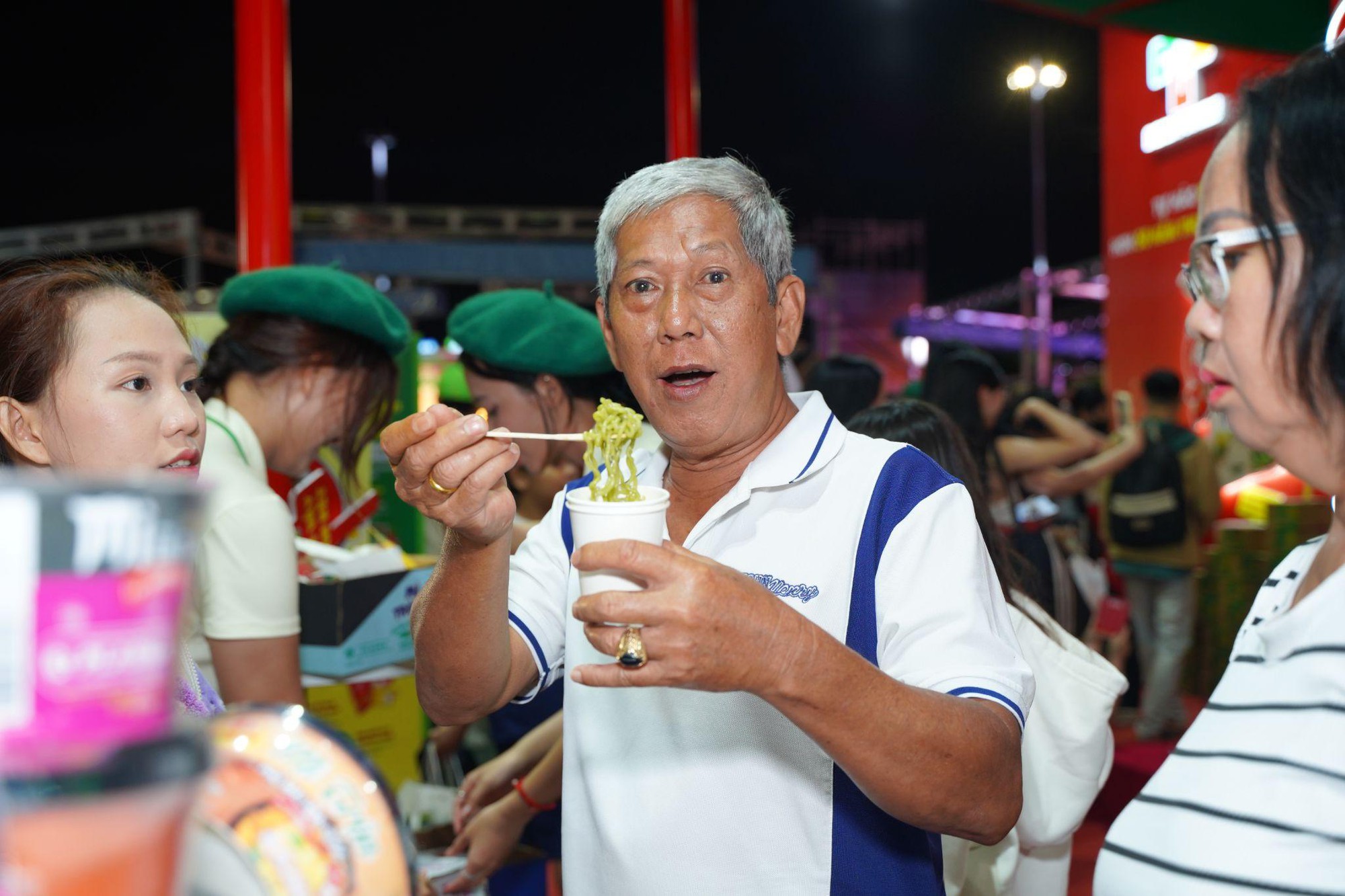 Khi huyền thoại Mì hai tôm tìm lại hào quang nhờ chiến lược trẻ hóa toàn diện - Ảnh 5. Khi huyền thoại Mì hai tôm tìm lại hào quang nhờ chiến lược trẻ hóa toàn diện - Ảnh 5.