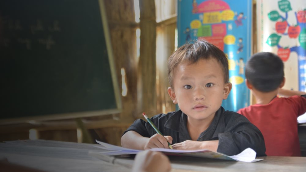 Sức Mạnh 2000: Hành trình làm giàu từ Tiền lẻ , thay đổi cuộc sống trẻ em - Ảnh 2. Sức Mạnh 2000: Hành trình làm giàu từ Tiền lẻ , thay đổi cuộc sống trẻ em - Ảnh 2.