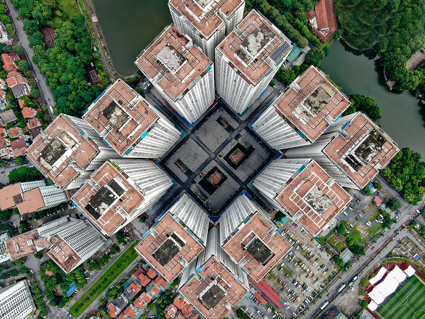 Cấm gửi xe điện tại chung cư HH Linh Đàm: Luật sư lên tiếng về an toàn cháy nổ - Ảnh 1. Cấm gửi xe điện tại chung cư HH Linh Đàm: Luật sư lên tiếng về an toàn cháy nổ - Ảnh 1.