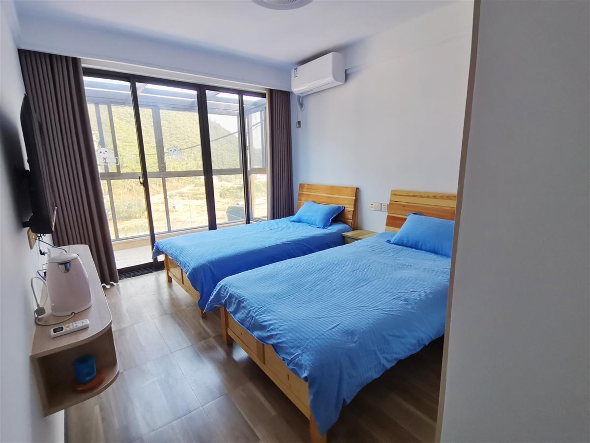 Mô hình dưỡng già tập thể của bà Thang: Cuộc sống độc lập và bầu bạn cho người cao tuổi - Ảnh 2. Mô hình dưỡng già tập thể của bà Thang: Cuộc sống độc lập và bầu bạn cho người cao tuổi - Ảnh 2.