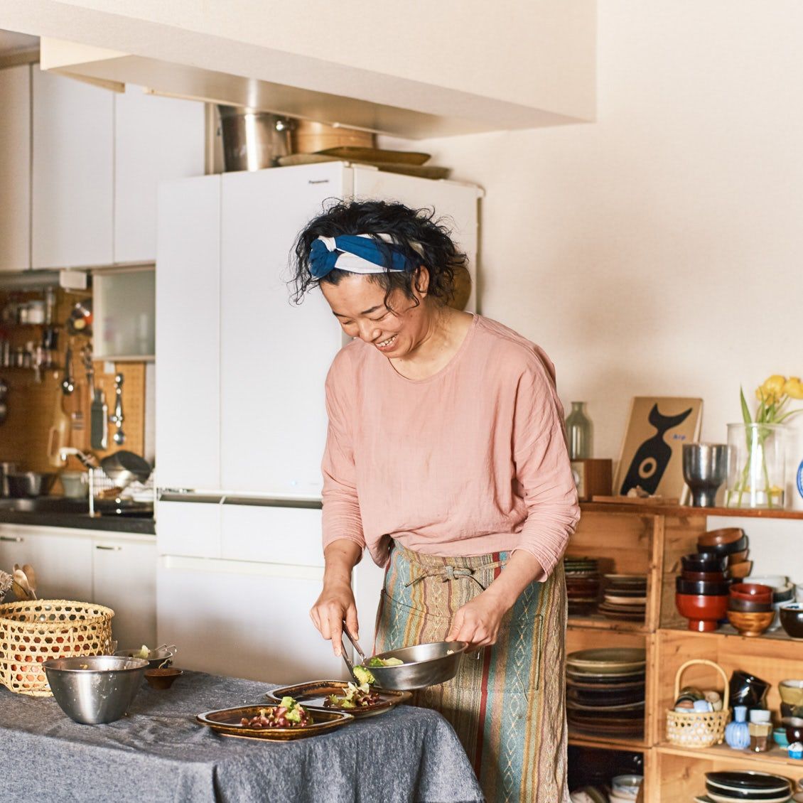 3 Thói quen tiêu tiền của phụ nữ trung niên đang đốt tiền mỗi tháng 20 % thu nhập - Ảnh 3. 3 Thói quen tiêu tiền của phụ nữ trung niên đang đốt tiền mỗi tháng 20 % thu nhập - Ảnh 3.