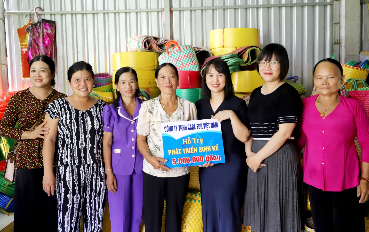 Care For Việt Nam cùng phụ nữ Vĩnh Long phát triển sinh kế bền vững - Ảnh 3.