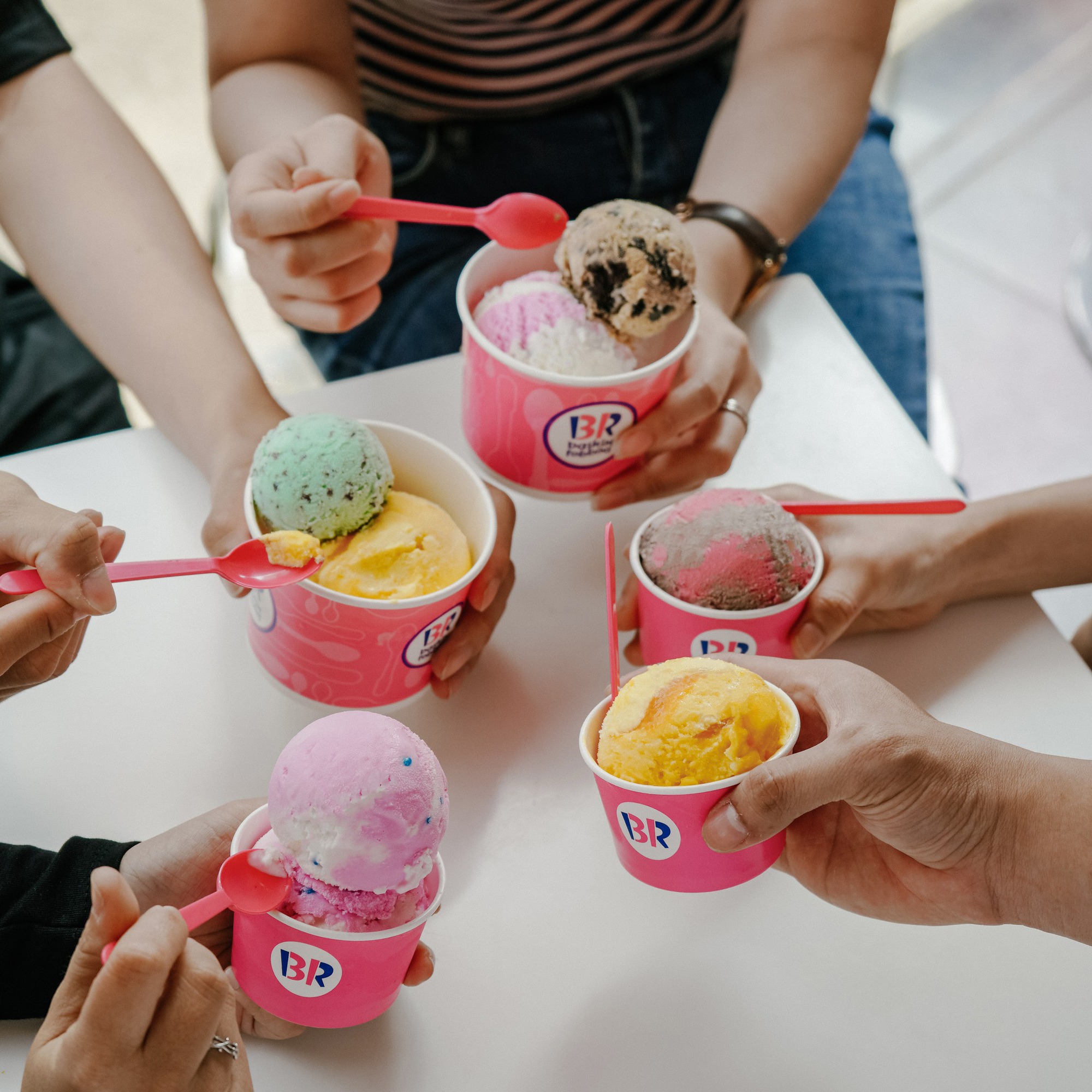 Sự thật về cú ngã ngựa của Baskin Robbins tại Việt Nam: Biểu tượng kem Mỹ sang chảnh - Ảnh 3. Sự thật về cú ngã ngựa của Baskin Robbins tại Việt Nam: Biểu tượng kem Mỹ sang chảnh - Ảnh 3.