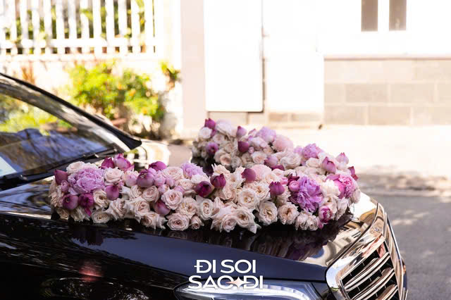 Dàn xe đón dâu hoành tráng trong lễ cưới của Tiên Nguyễn và Justin Cohen - Ảnh 4. Dàn xe đón dâu hoành tráng trong lễ cưới của Tiên Nguyễn và Justin Cohen - Ảnh 4.