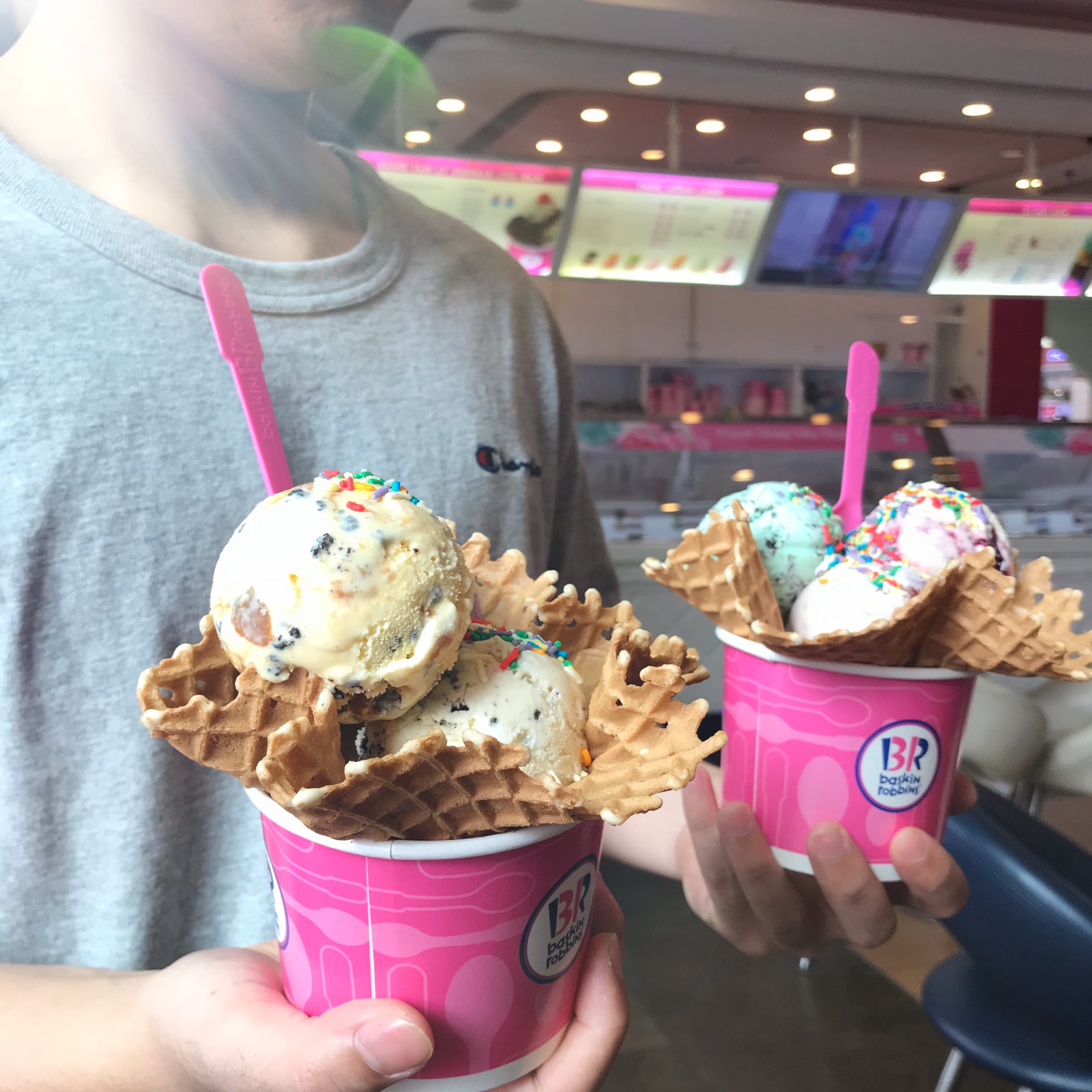 Sự thật về cú ngã ngựa của Baskin Robbins tại Việt Nam: Biểu tượng kem Mỹ sang chảnh - Ảnh 4. Sự thật về cú ngã ngựa của Baskin Robbins tại Việt Nam: Biểu tượng kem Mỹ sang chảnh - Ảnh 4.