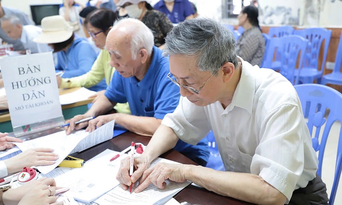 Người sắp nghỉ hưu cuối năm 2025 cần lưu ý gì về lương hưu? - Ảnh 2.