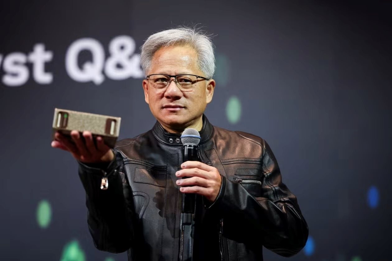 CEO Jensen Huang chỉ ra lợi thế vượt trội của Trung Quốc trong thời đại AI - Ảnh 1. CEO Jensen Huang chỉ ra lợi thế vượt trội của Trung Quốc trong thời đại AI - Ảnh 1.