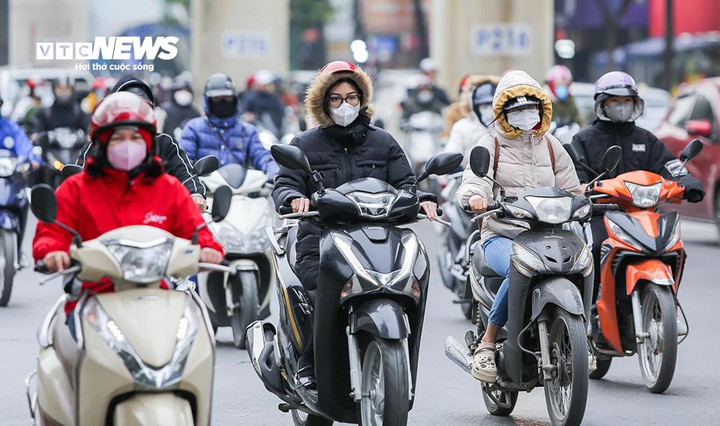 Dự báo thời tiết Hà Nội: Không khí lạnh mạnh , nhiệt độ thấp nhất xuống 10 ° C - Ảnh 1. Dự báo thời tiết Hà Nội: Không khí lạnh mạnh , nhiệt độ thấp nhất xuống 10 ° C - Ảnh 1.
