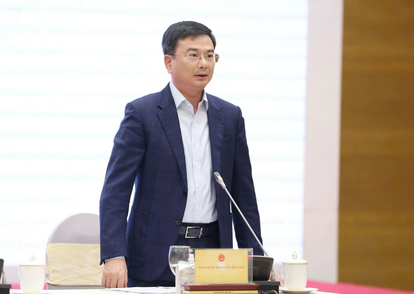 Ngành ngân hàng hỗ trợ khách hàng thiên tai với các giải pháp khôi phục sản xuất kinh doanh - Ảnh 1. Ngành ngân hàng hỗ trợ khách hàng thiên tai với các giải pháp khôi phục sản xuất kinh doanh - Ảnh 1.