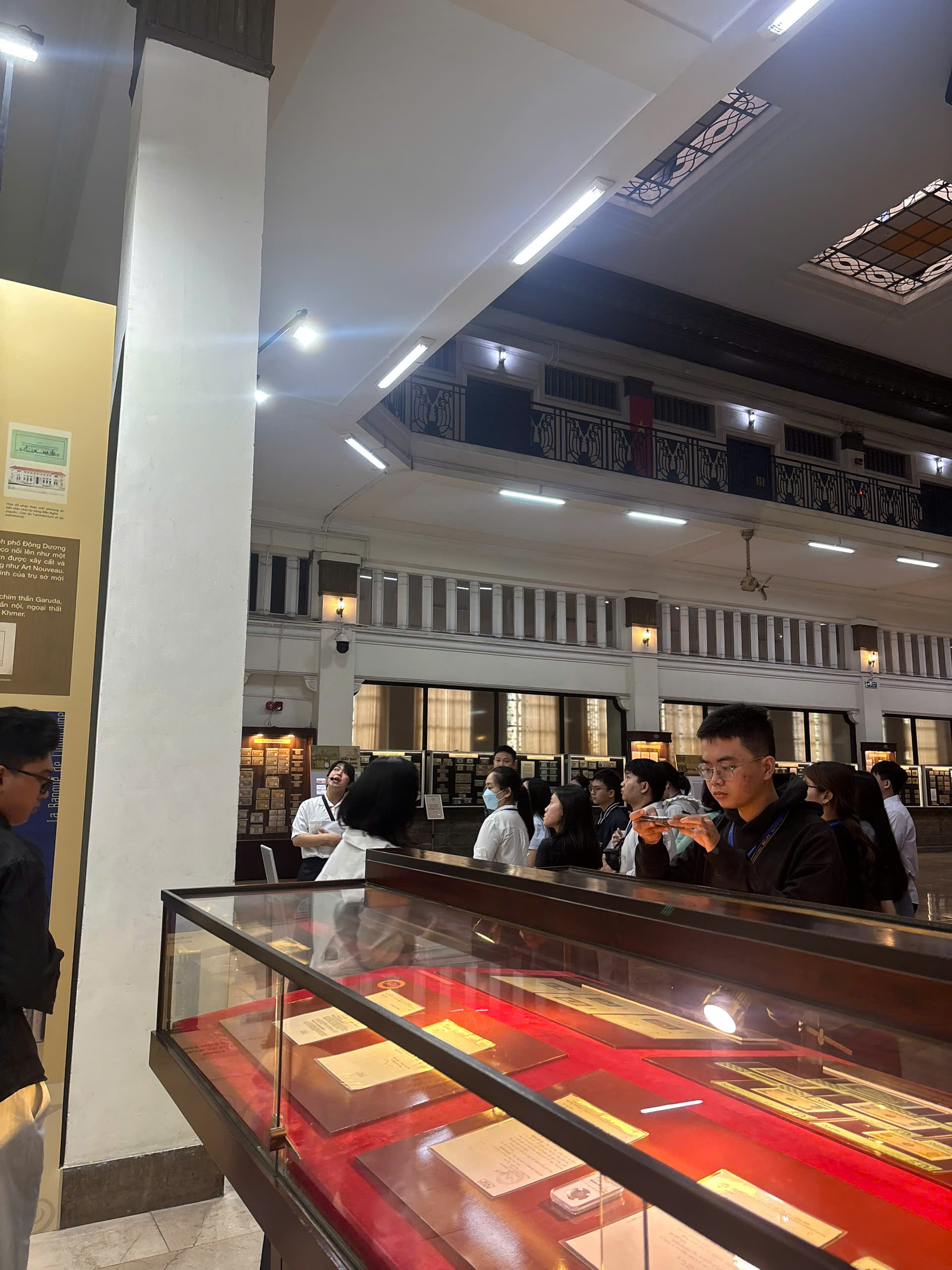 Triển lãm đồng tiền Việt Nam mở cửa lần đầu tại Ngân hàng Nhà nước TP . HCM - Ảnh 11.