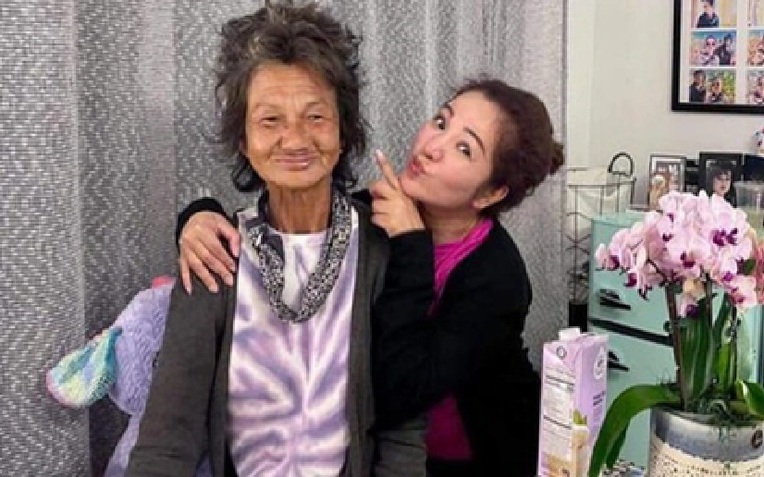 Thúy Nga chia sẻ tình cảm và khó khăn trong việc giúp Kim Ngân sống tốt hơn - Ảnh 1.