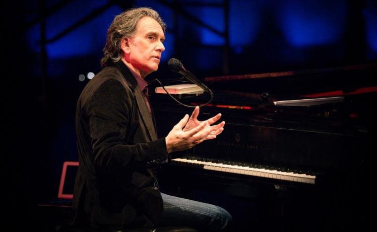 Peter Buffett và triết lý giáo dục độc đáo của Warren Buffett về thành công và tự do - Ảnh 4. Peter Buffett và triết lý giáo dục độc đáo của Warren Buffett về thành công và tự do - Ảnh 4.