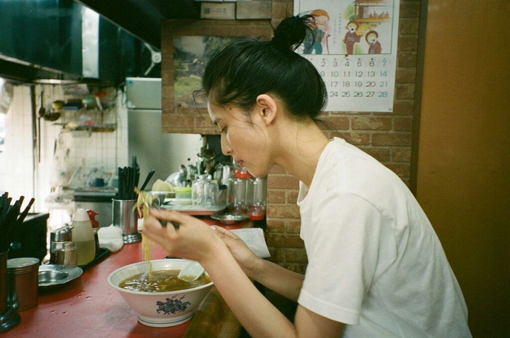 Vợ chồng bán hoa quả Hà Nội tiết kiệm tài chính hiệu quả nhưng có đánh đổi chất lượng sống? - Ảnh 8. Vợ chồng bán hoa quả Hà Nội tiết kiệm tài chính hiệu quả nhưng có đánh đổi chất lượng sống? - Ảnh 8.