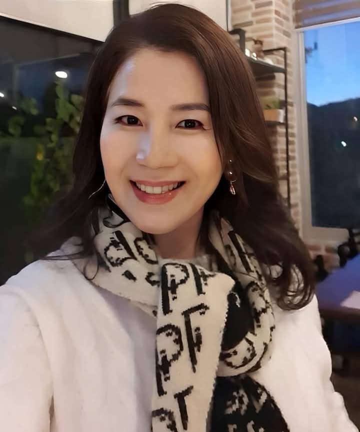 60 Tuổi hối hận vì sai lầm tài chính: 10 Điều cần tránh để không mất tiền - Ảnh 2. 60 Tuổi hối hận vì sai lầm tài chính: 10 Điều cần tránh để không mất tiền - Ảnh 2.