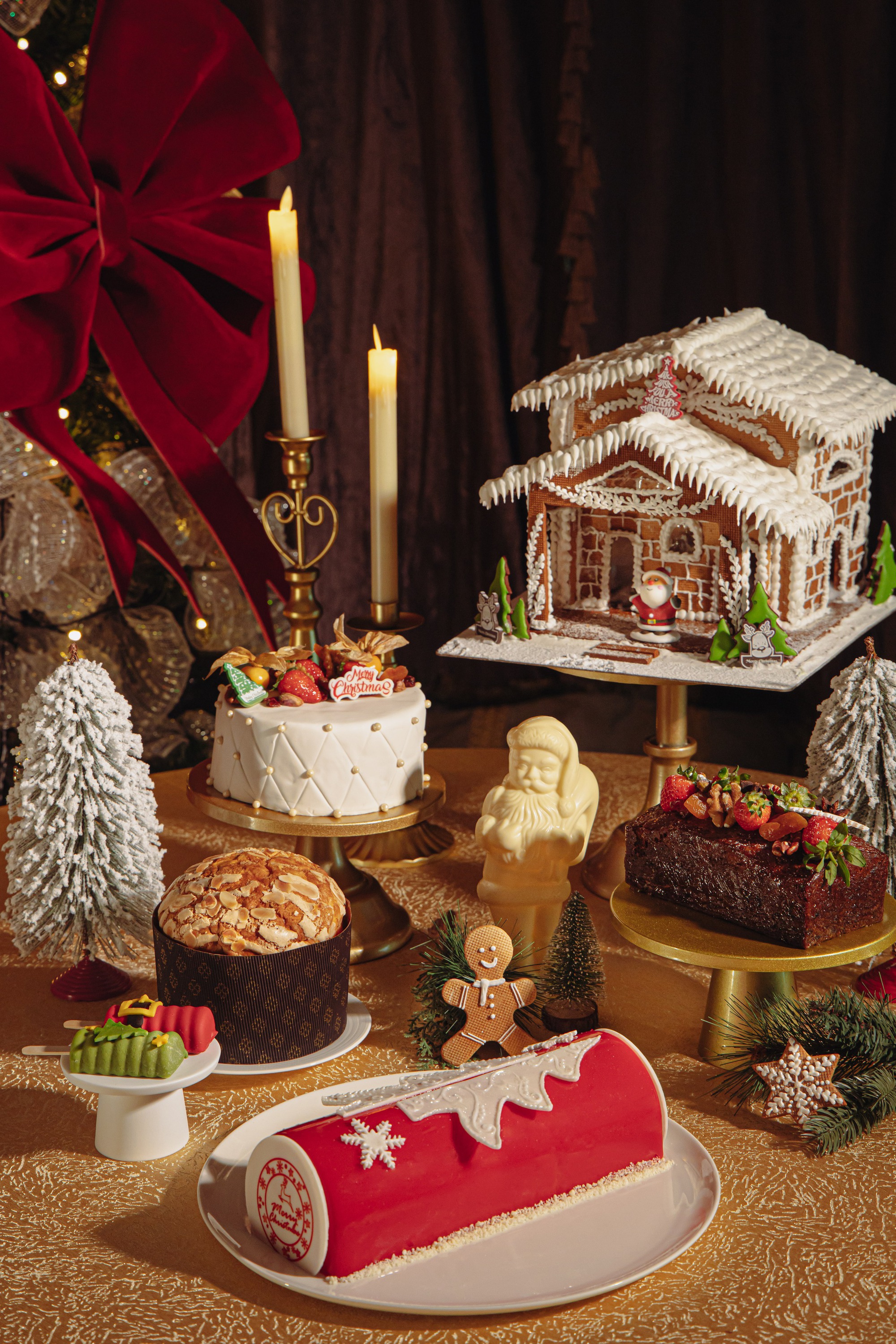 Khách sạn mùa lễ hội tại Sài Gòn và Hà Nội: Trải nghiệm Giáng sinh xa hoa không thể bỏ lỡ - Ảnh 3. Khách sạn mùa lễ hội tại Sài Gòn và Hà Nội: Trải nghiệm Giáng sinh xa hoa không thể bỏ lỡ - Ảnh 3.