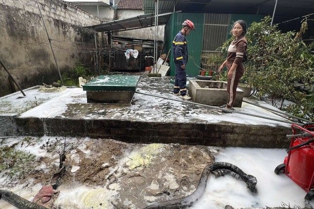 Nghệ An: Cây xăng phát hỏa vào chiều mùng 4 Tết, nhiều người hoảng hốt- Ảnh 2.