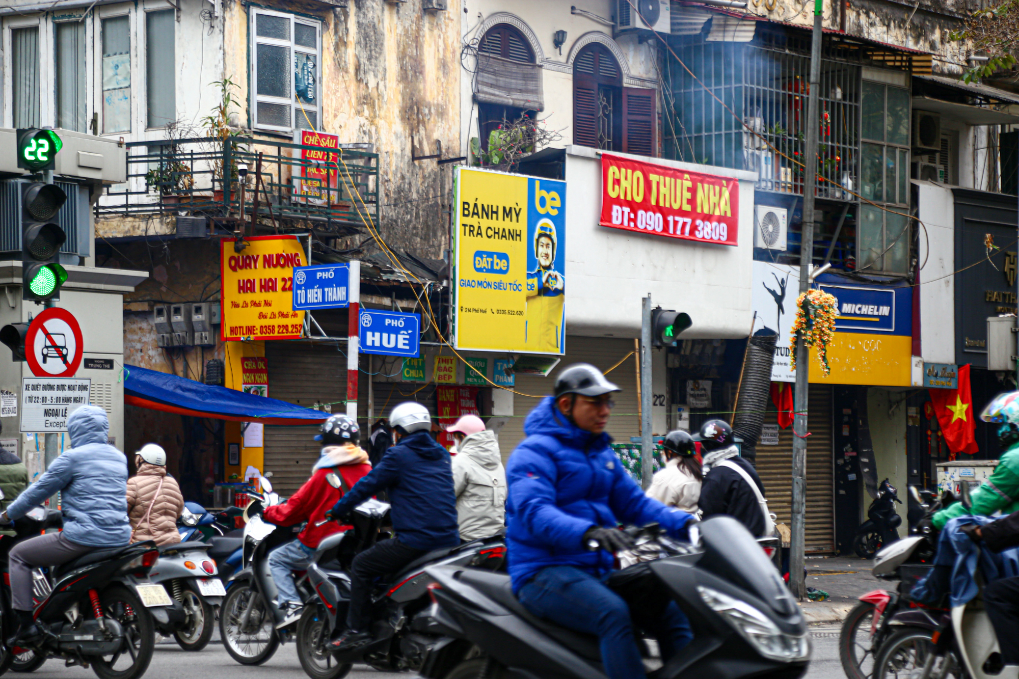 Nhãn hàng rút lui, phố Huế 'cách 100m' lại có một mặt bằng đóng cửa, chủ nhà rộng hơn 200m2 ở Chùa Bộc khuyên khách đừng thuê- Ảnh 5.