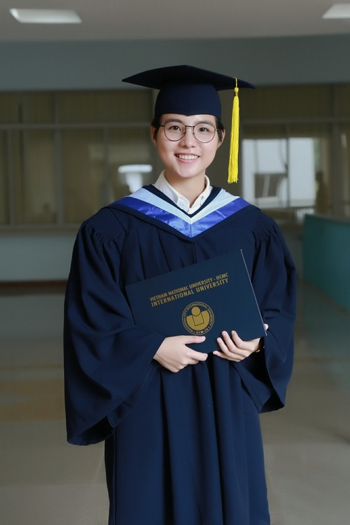 Học vấn đáng nể của Vũ Cát Tường: Từng hy sinh chuyện yêu để học giỏi, giờ đây viên mãn với "tấm bằng hạnh phúc"!- Ảnh 3. Học vấn đáng nể của Vũ Cát Tường: Từng hy sinh chuyện yêu để học giỏi, giờ đây viên mãn với "tấm bằng hạnh phúc"!- Ảnh 3.