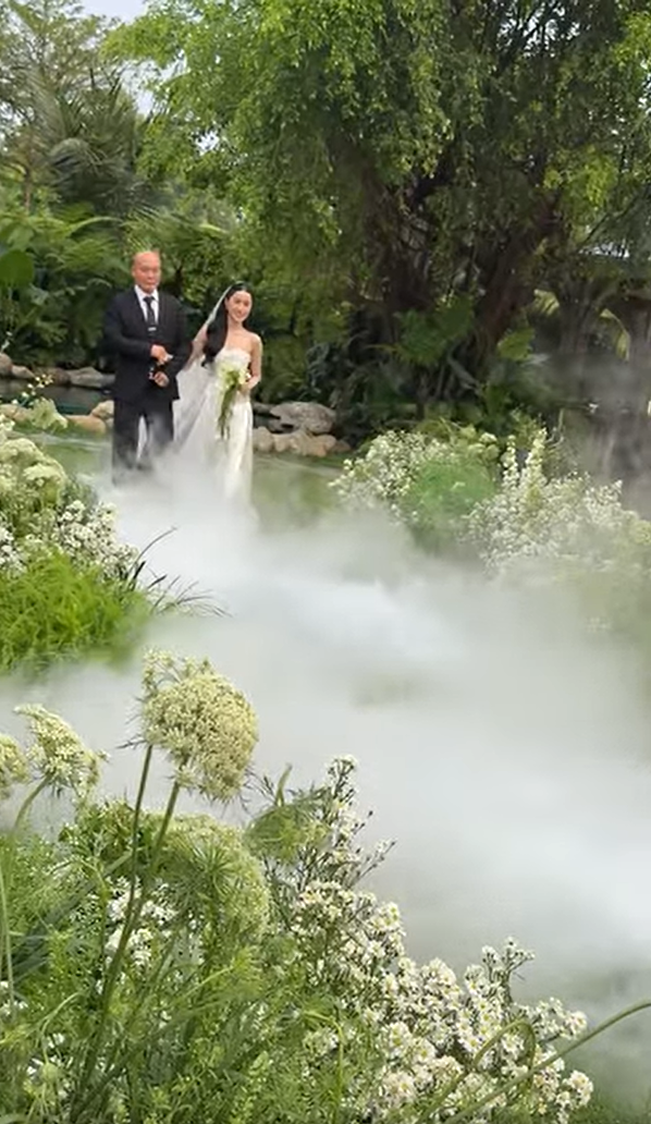Bất ngờ với gia thế vợ của Vũ Cát Tường- Ảnh 2. Bất ngờ với gia thế vợ của Vũ Cát Tường- Ảnh 2.