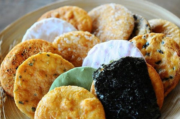 Nữ dược sĩ già nhất thế giới 102 tuổi vẫn không cần nghỉ hưu nhờ 6 bí quyết sức khỏe- Ảnh 3. Nữ dược sĩ già nhất thế giới 102 tuổi vẫn không cần nghỉ hưu nhờ 6 bí quyết sức khỏe- Ảnh 3.