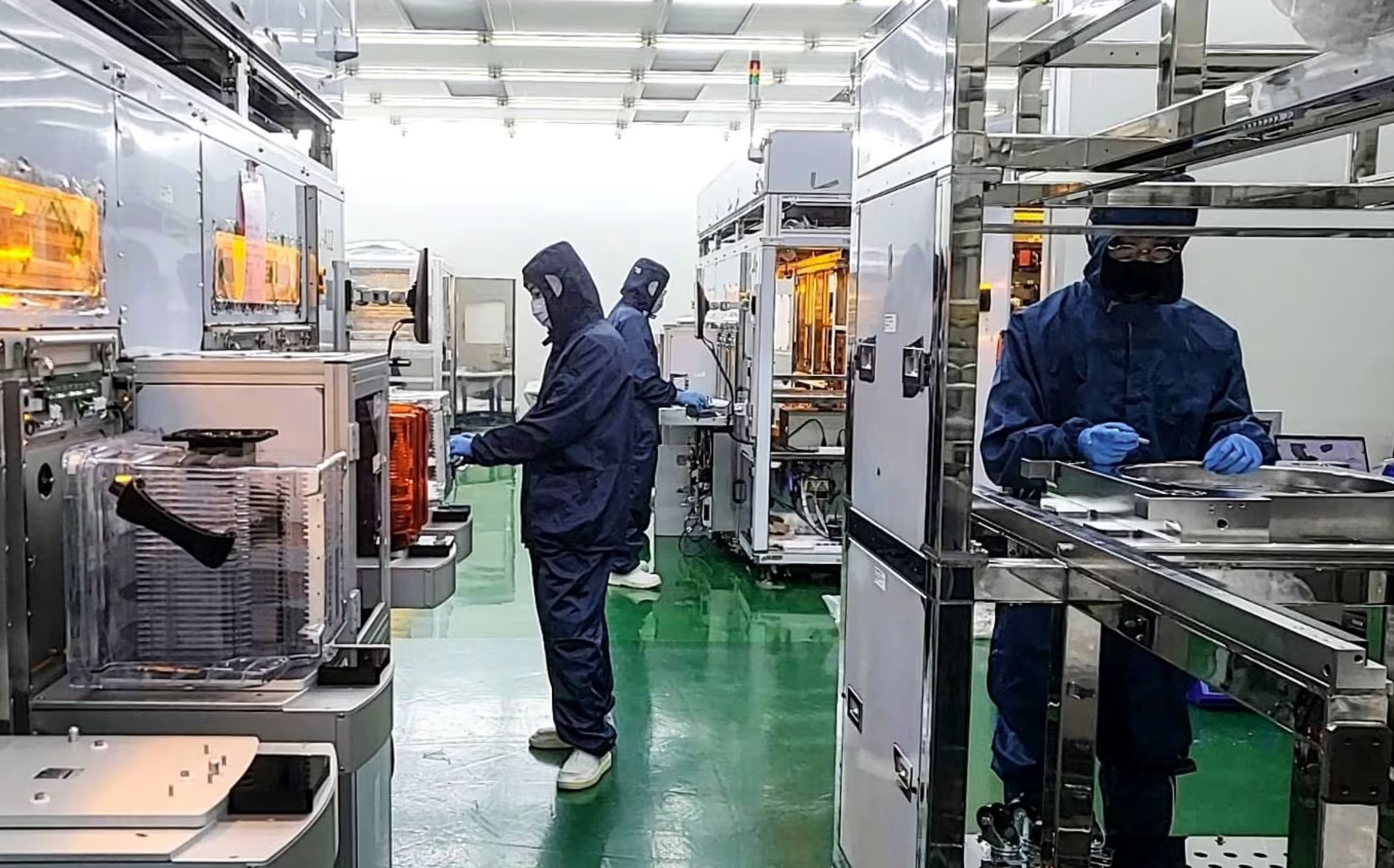 Con nhà người ta: Thần đồng sinh học Đồng Tháp dấn thân ngành chip, sang Đài Loan học kỹ thuật bán dẫn, quang điện tử- Ảnh 3.