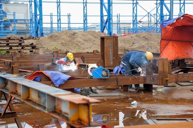 Sự hồi sinh kỳ diệu của nhà máy từng là nỗi ám ảnh vì đình trệ, máy móc han gỉ, phủ bụi- Ảnh 3.