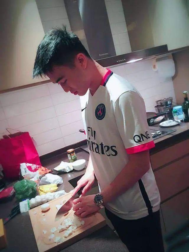 Bên trong biệt thự tại thành phố thuộc top đắt đỏ nhất hành tinh của nàng dâu hào môn đổi đời nhờ 1 cú ngã- Ảnh 17. Bên trong biệt thự tại thành phố thuộc top đắt đỏ nhất hành tinh của nàng dâu hào môn đổi đời nhờ 1 cú ngã- Ảnh 17.