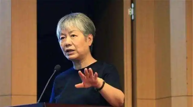 Đánh con tơi bời trên cao tốc, người mẹ bị “ném đá” cho đến khi biết lý do: Có bị phạt nguội tôi cũng chịu!- Ảnh 3.