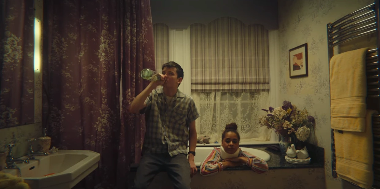 Xem phim Sex Education lần thứ 7, tôi chột dạ nhận ra lỗi sai khiến mình và nửa kia cãi vã, chia tay liên tục- Ảnh 2.