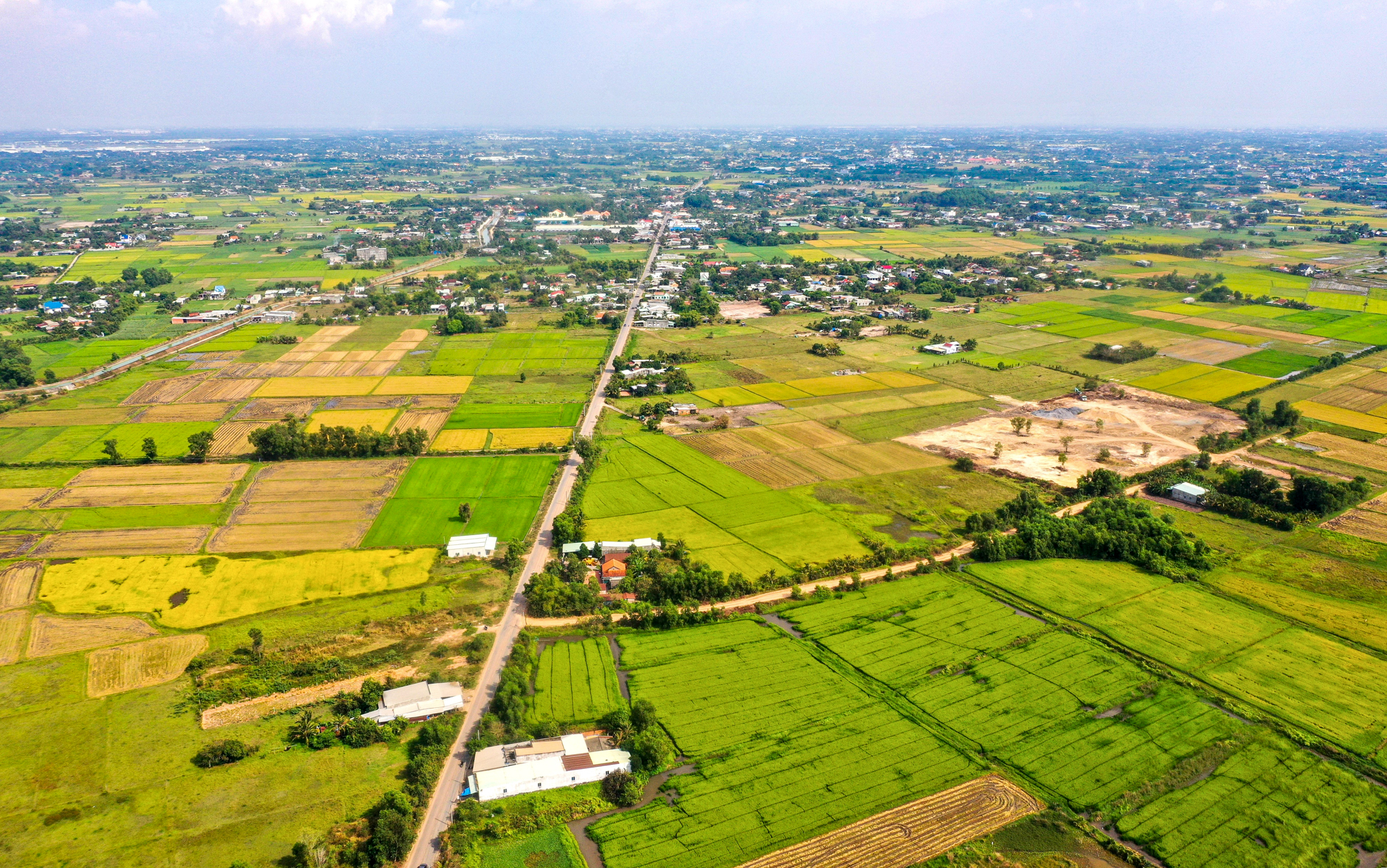 Toàn cảnh khu đất sắp được Vingroup đầu tư 3 tỷ USD, làm đại đô thị 81.000 dân ở Long An- Ảnh 2.